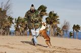 ADULTE ET CHIEN 206